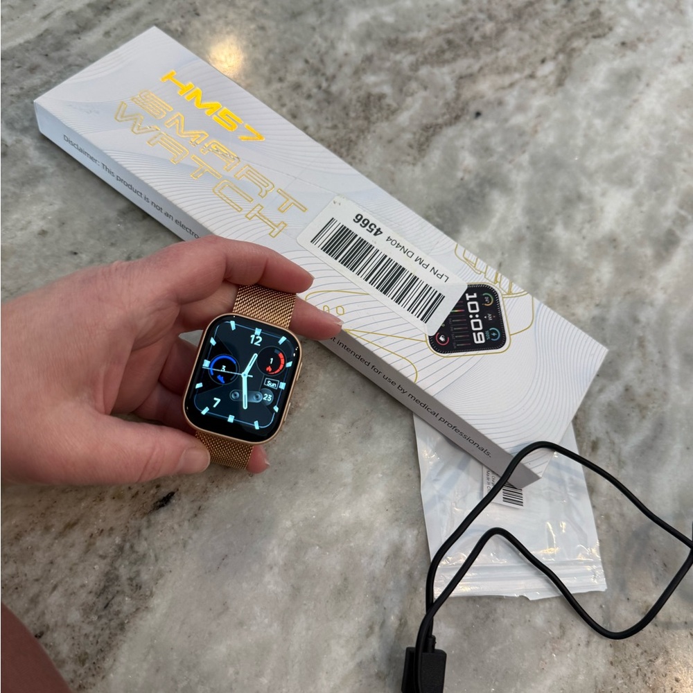 🌀Generic Smartwatch - Elegant Gold Finish with charger! Gently used.